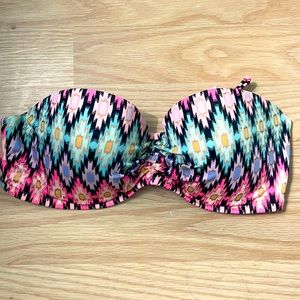 Victoria’s Secret/34C/bikini top